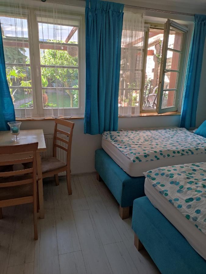 Patak28 Apartmanok Sopron Exteriör bild